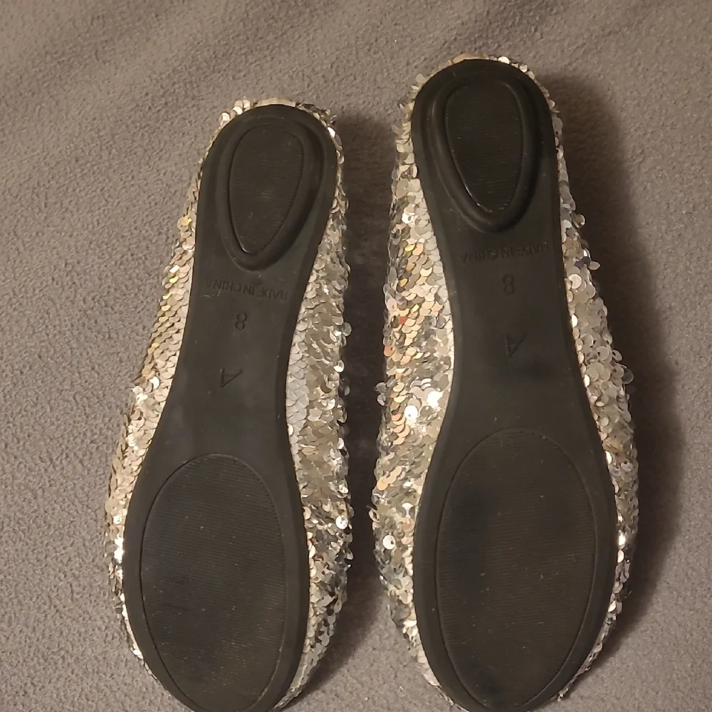 Ardene Glittering Silver Sequin Flats - Picture 4 of 5